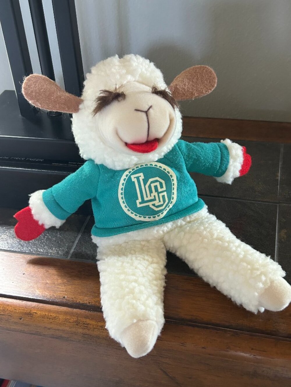 1993 Lamb Chop Plush 11” Hand Puppet Aqua Green 'LC' Initial Shirt Shari Lewis